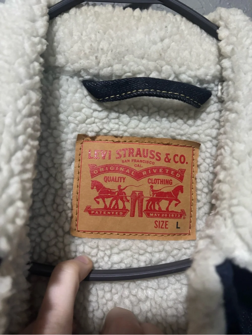 Levi's Dark Indigo Sherpa Collar Denim Jacket - Picture 4 of 6